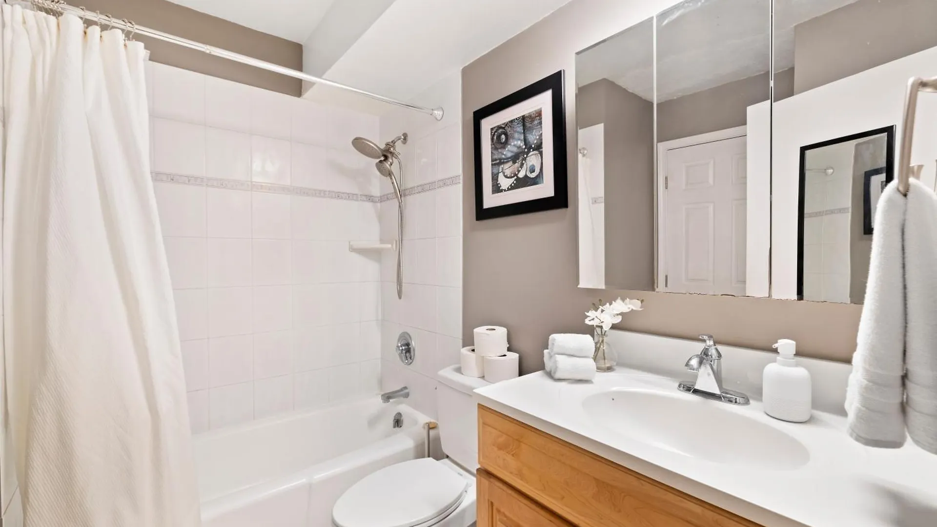 Ilikai Marina 1 Bedroom Honolulu Apartment