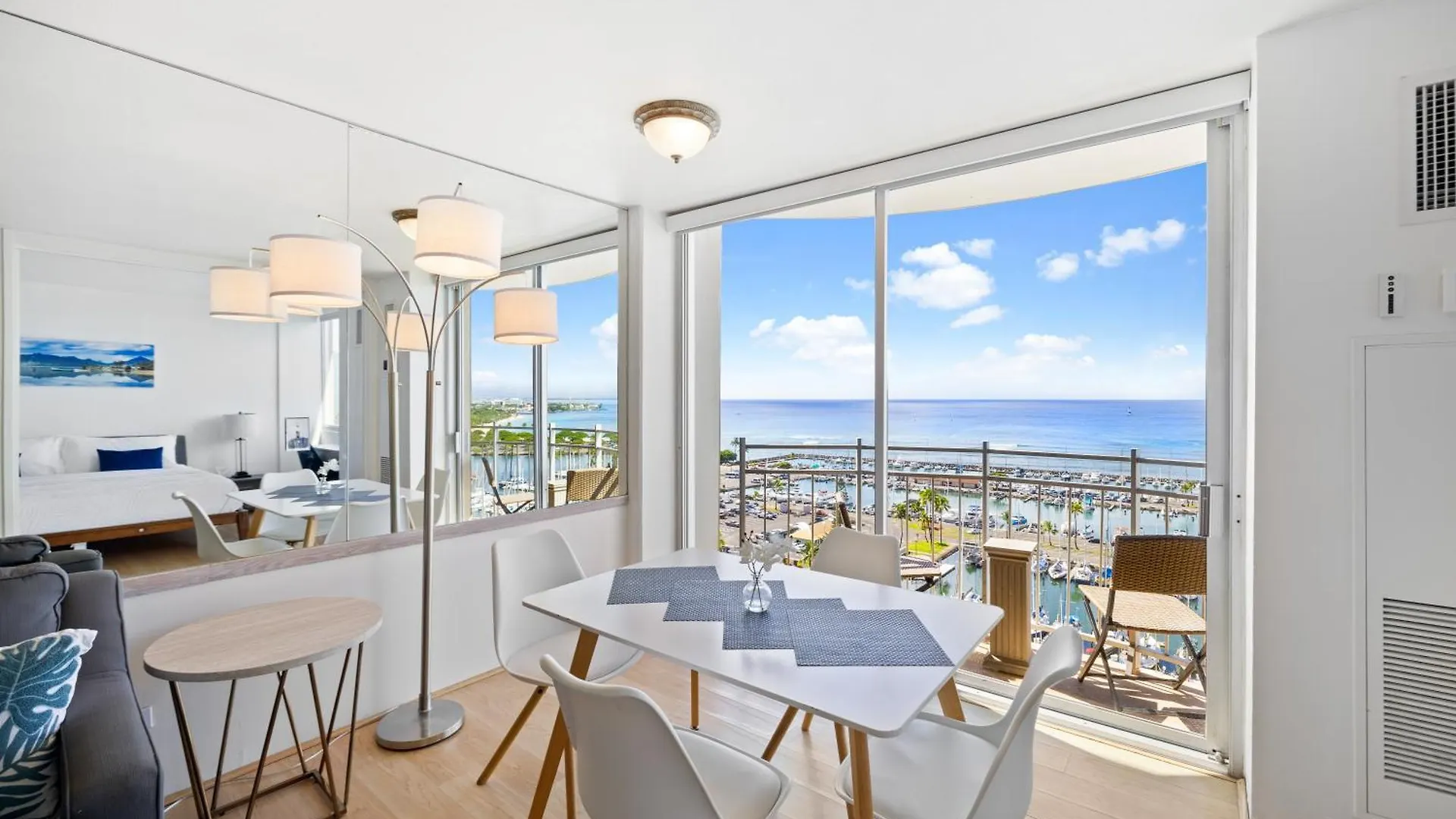 Ilikai Marina 1 Bedroom هونولولو شقة